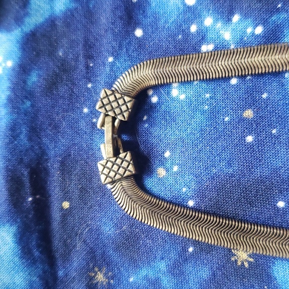 Striking snake pendant necklace. - Picture 3 of 4